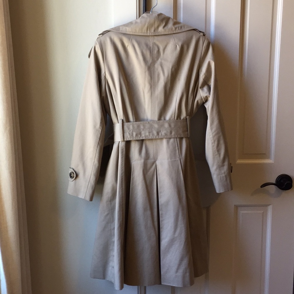 London Fog trench coat - Picture 2 of 4